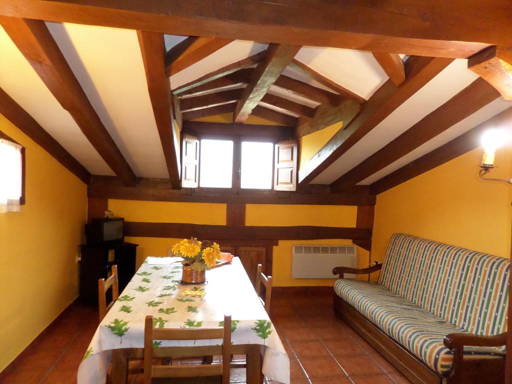 Apartamentos Rurales Las Rocas De Brez Camaleño Kamer foto